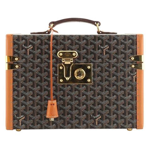 Goyard vanity case price